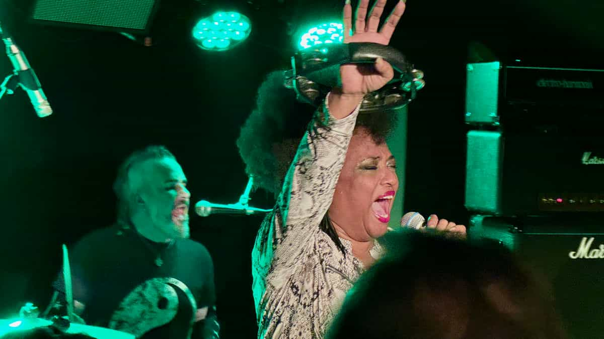 This was a ROCKSHOW!!! Thank you so much to The BellRays live in Erfurt.